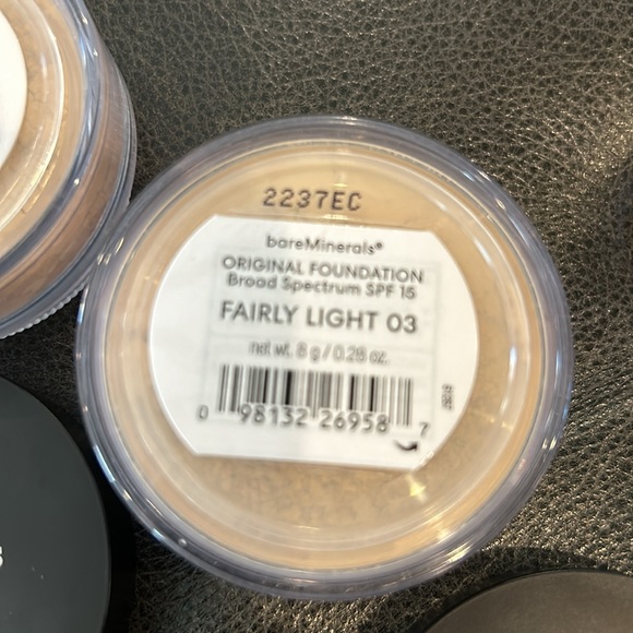 BareMinerals Original Foundation #03 Fairly Light - Picture 4 of 5